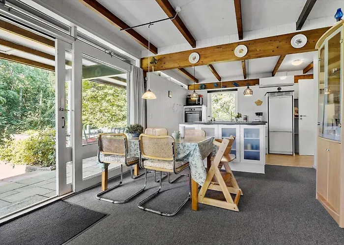 8806-glesborg-kaervejen-23 * Glesborg