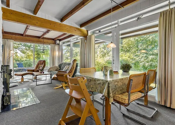 8806-glesborg-kaervejen-23 * Glesborg